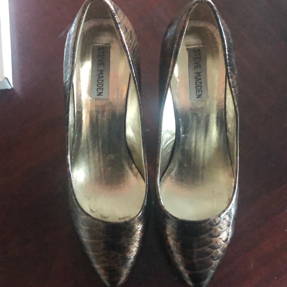 Steve Madden Pumps